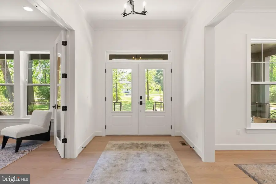 7215 Barnett Rd, Bethesda, MD 20817 - #2
