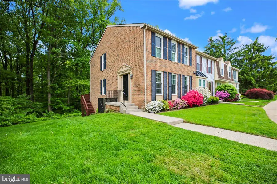 639 Coral Reef Dr, Gaithersburg, MD 20878 - #2