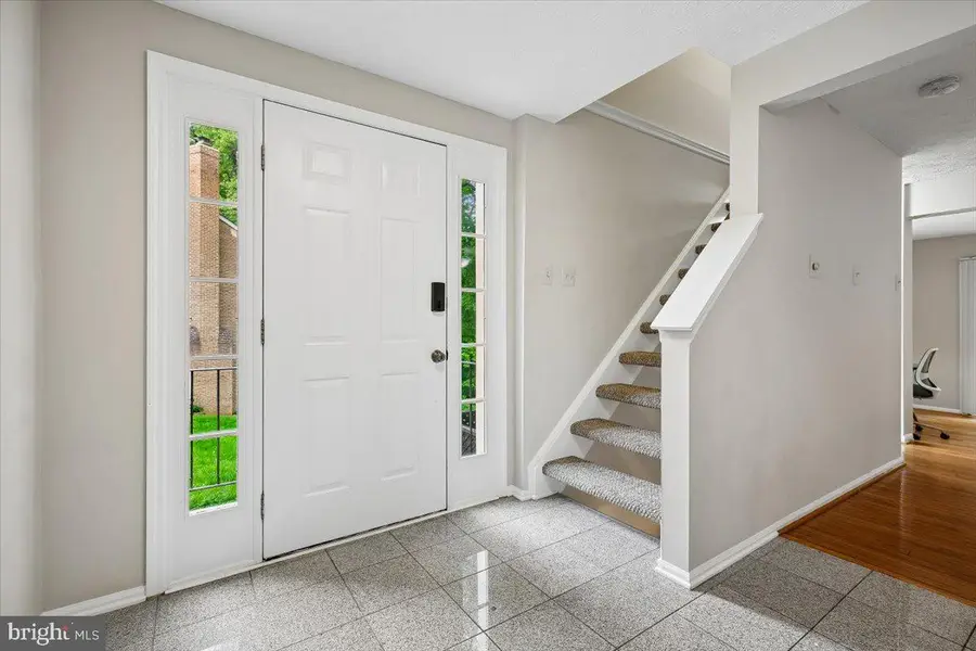 639 Coral Reef Dr, Gaithersburg, MD 20878 - #3