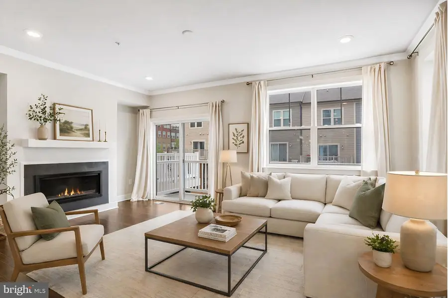 108 Salinger Dr, Gaithersburg, MD 20878 - #3