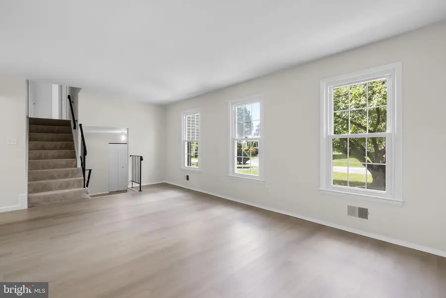 17109 Oxley Farm Rd, Poolesville, MD 20837 - #3