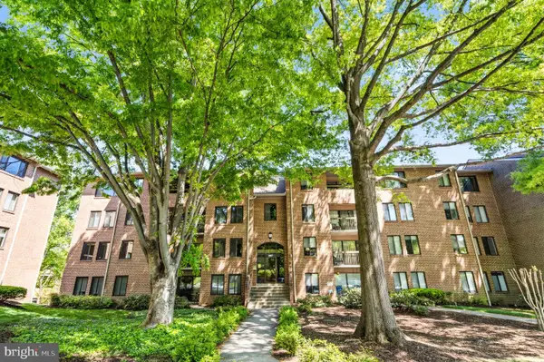 5817 Edson Ln #101, ROCKVILLE, MD 20852