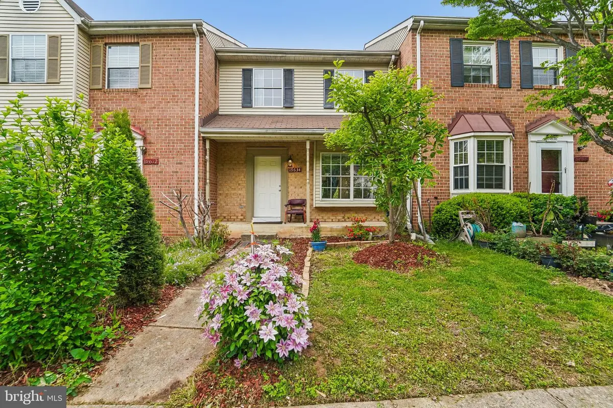 19634 White Saddle Dr, Germantown, MD 20874 - #1