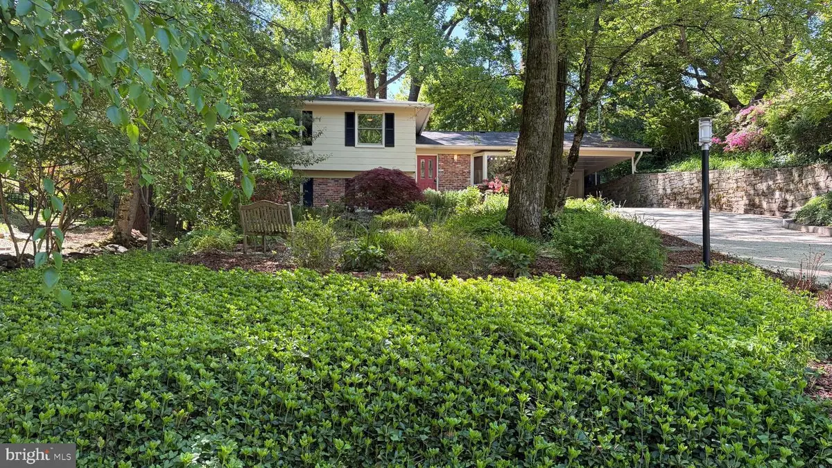 3512 Woodbine St, Chevy Chase, MD 20815 - #1