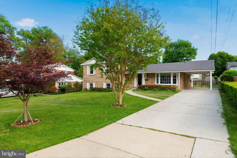 13323 Foxhall Dr, Silver Spring, MD 20906 - #2