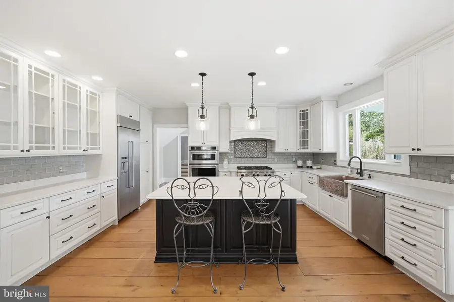 15715 Avery Rd, Rockville, MD 20855 - #3