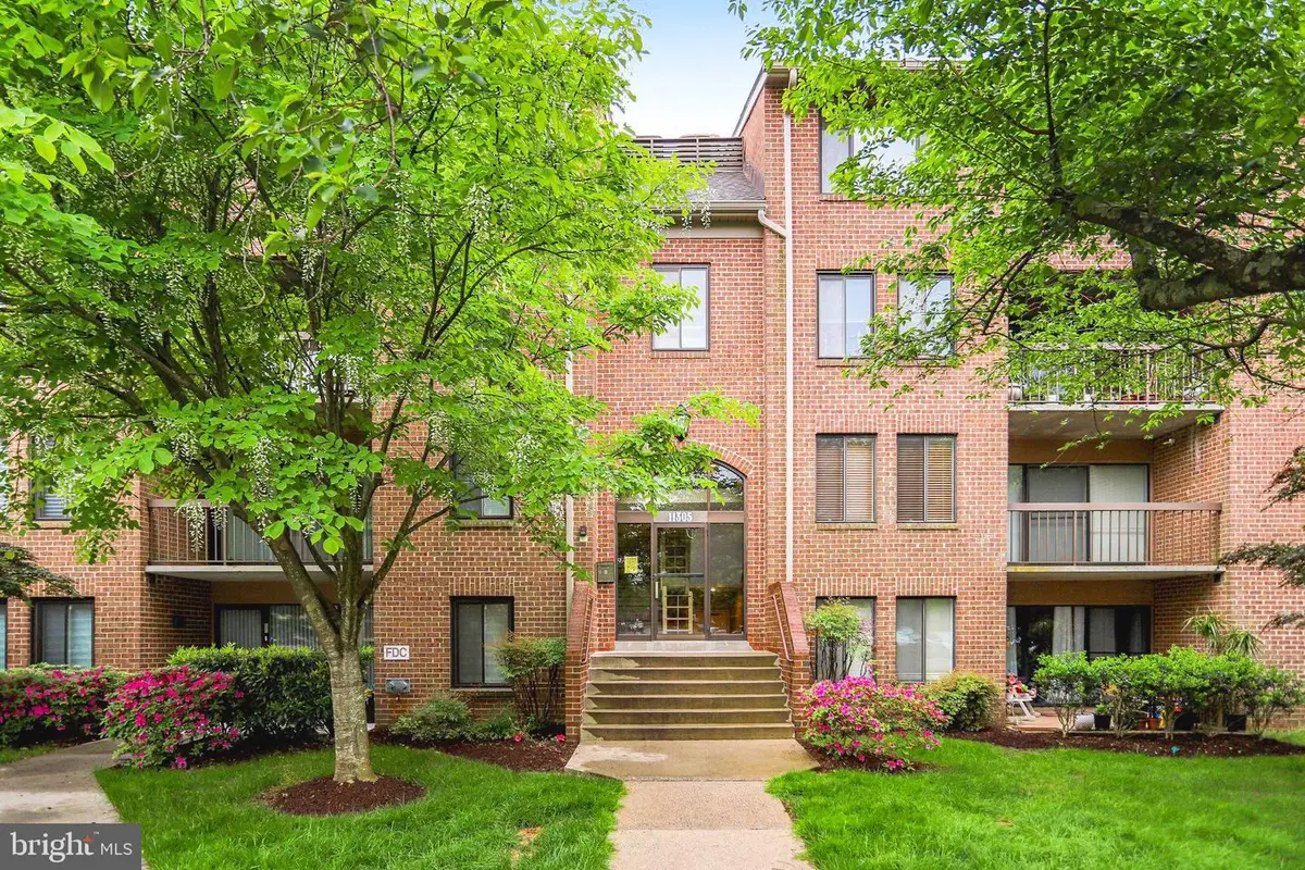 11305 Commonwealth Dr #201, Rockville, MD 20852 - #1