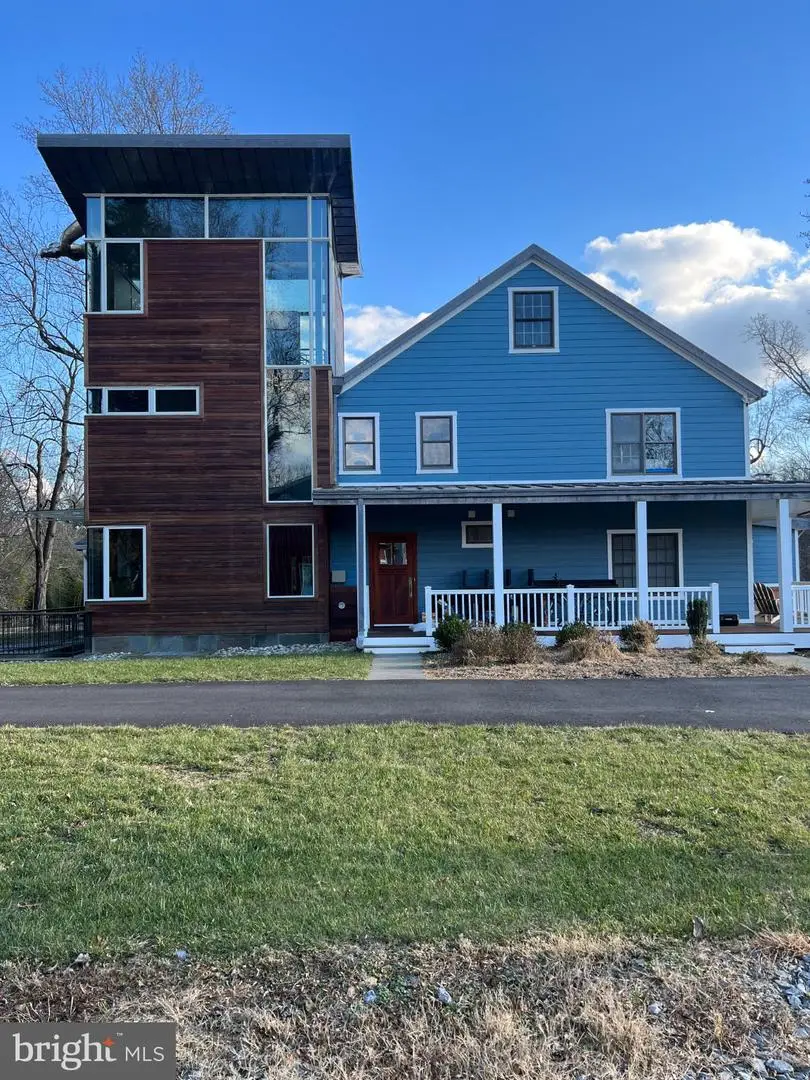 10420 Oaklyn Dr, Potomac, MD 20854 - #2