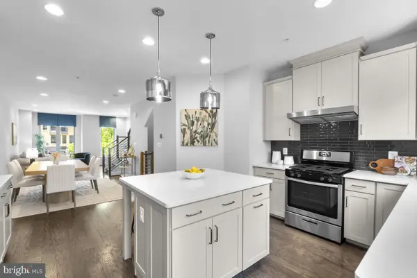 820 Thompson Cres #26, ROCKVILLE, MD 20852