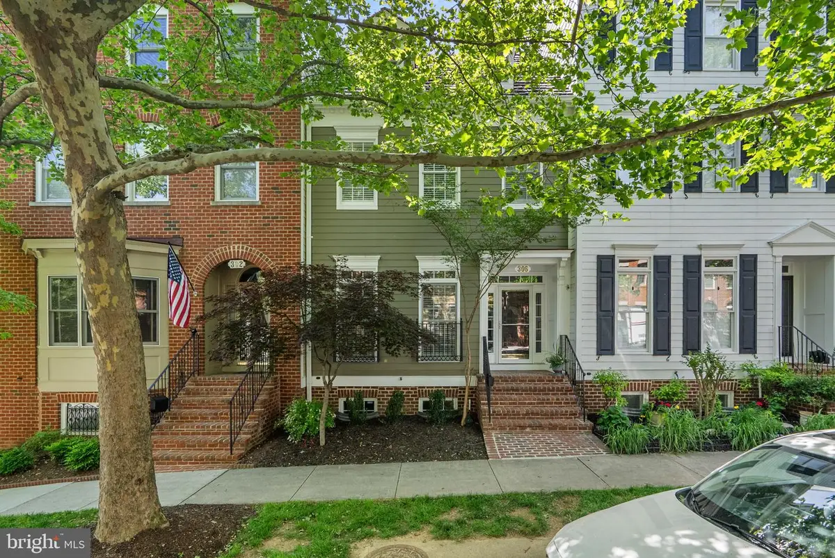 306 Hart Rd, Gaithersburg, MD 20878 - #1