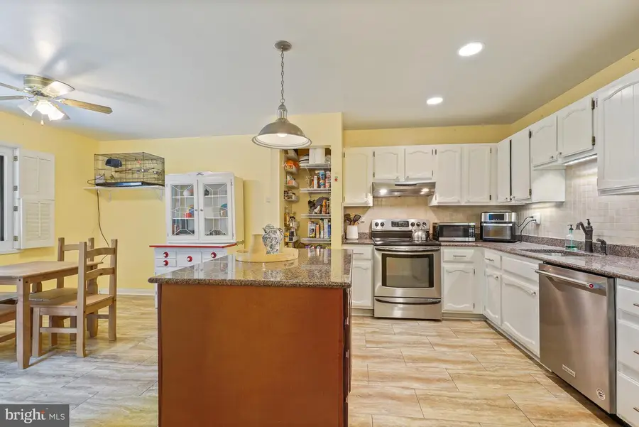 9434 Fern Hollow Way, Montgomery Village, MD 20886 - #3