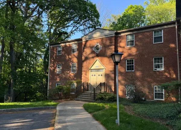 876 College Pkwy #201, ROCKVILLE, MD 20850