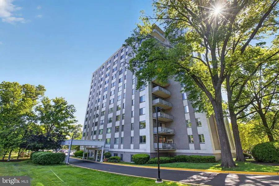 8315 N Brook Ln #2-1004, Bethesda, MD 20814 - #3