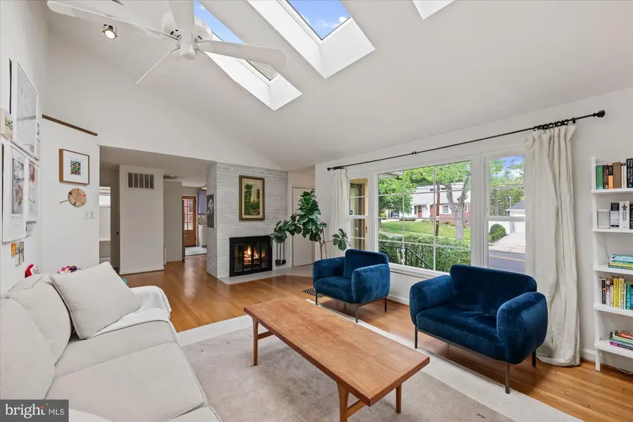 5302 Flanders Ave, Kensington, MD 20895 - #3