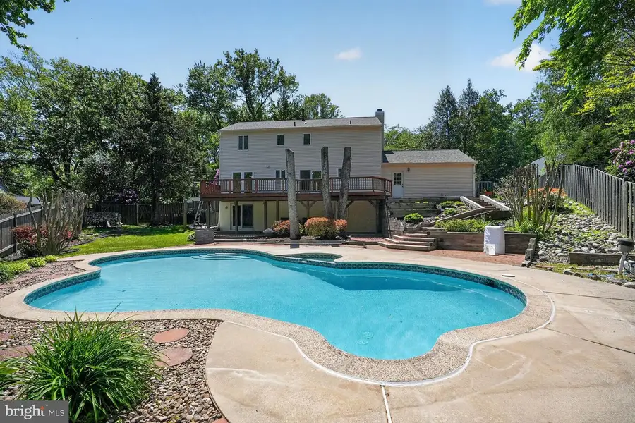 16929 Briardale Rd, Rockville, MD 20855 - #3
