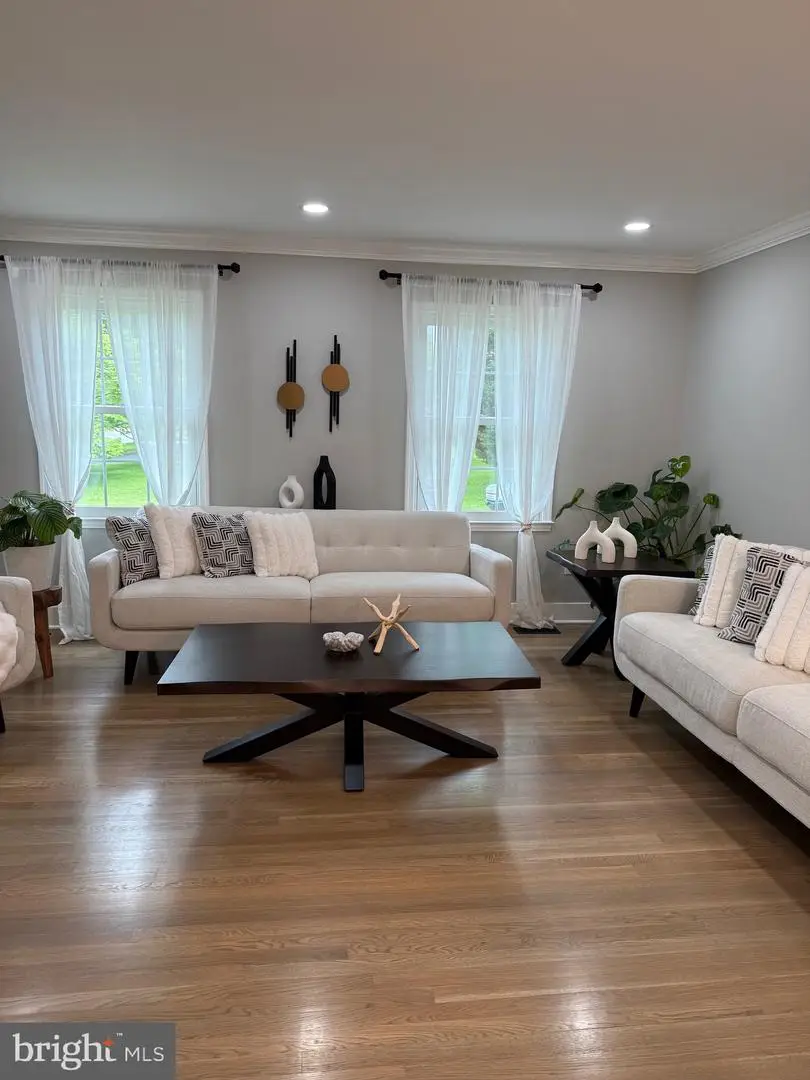 11301 Stryver Ct, North Potomac, MD 20878 - #2