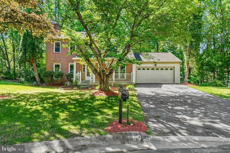 2205 Blue Valley Dr, Silver Spring, MD 20904 - #2