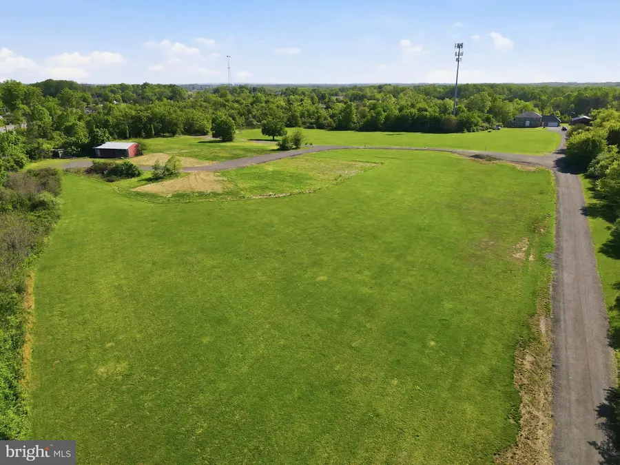 15901 Old Columbia Pike, Burtonsville, MD 20866 - #2