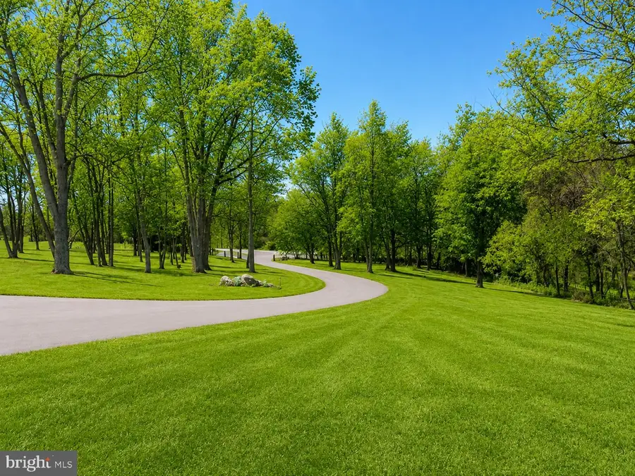 13 Gregg Ct, Brookeville, MD 20833 - #3