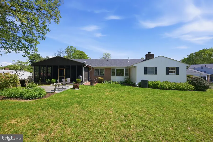 14412 Sandy Ridge Rd, Silver Spring, MD 20904 - #2