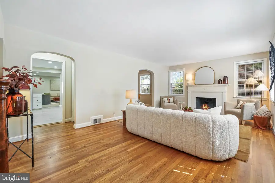 8613 Irvington Ave, Bethesda, MD 20817 - #3