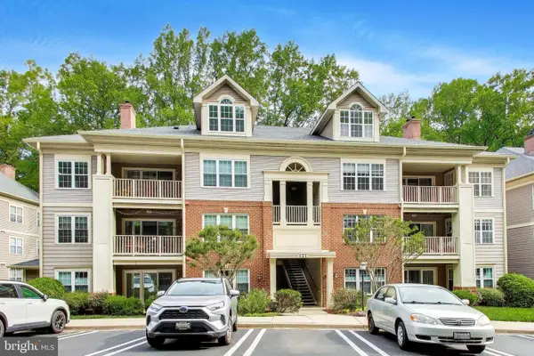 121 Timberbrook Ln #203, GAITHERSBURG, MD 20878