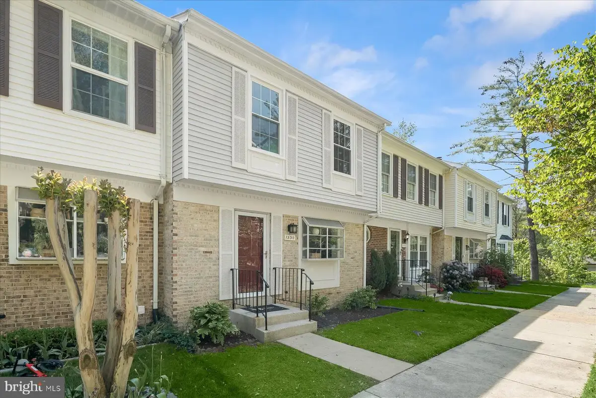 1530 Tanyard Hill Rd, Gaithersburg, MD 20879 - #1