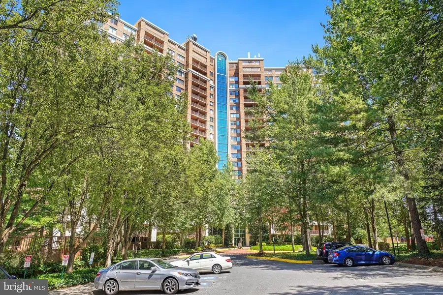 10101 Grosvenor Pl #1804, Rockville, MD 20852 - #3