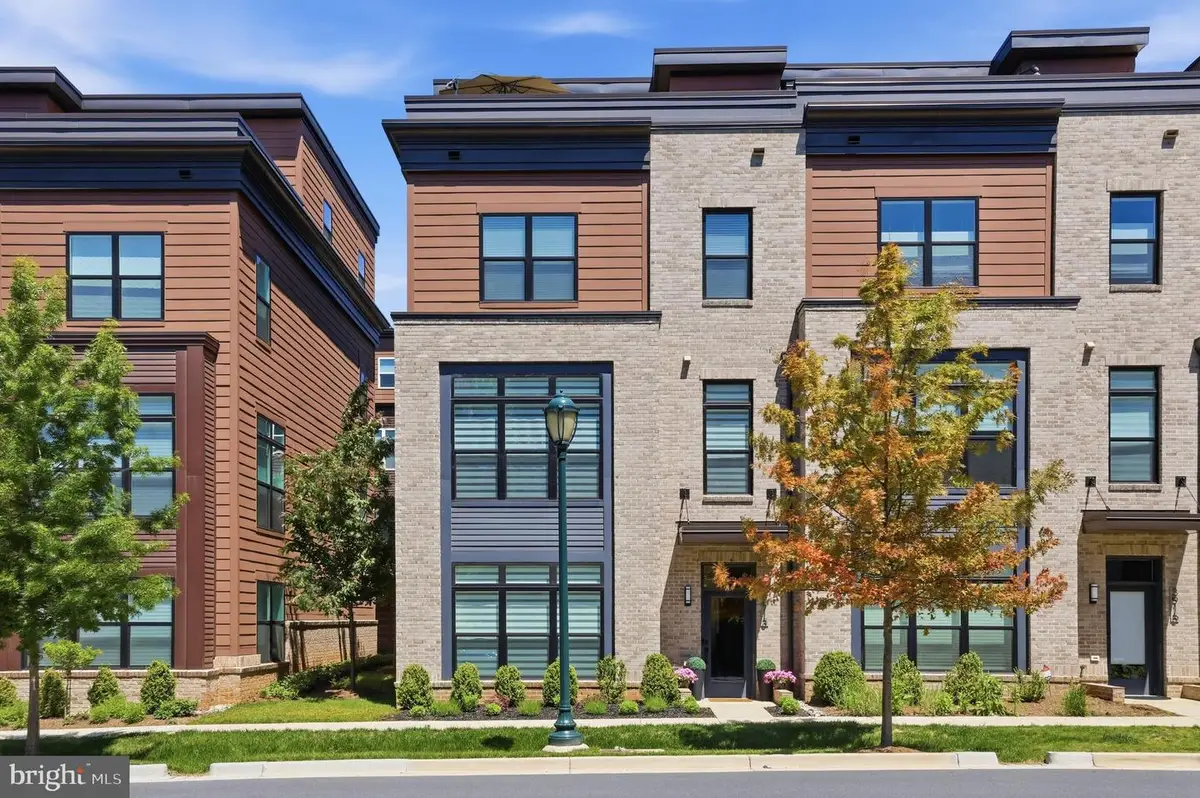 3913 Cranes Bill Ct, Rockville, MD 20852 - #1