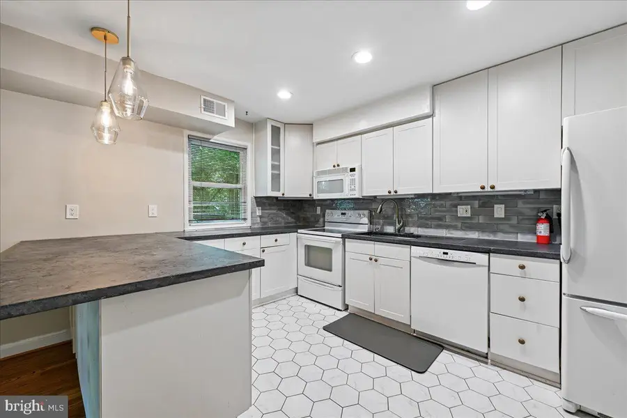 8651 Geren Rd #27-4, Silver Spring, MD 20901 - #3
