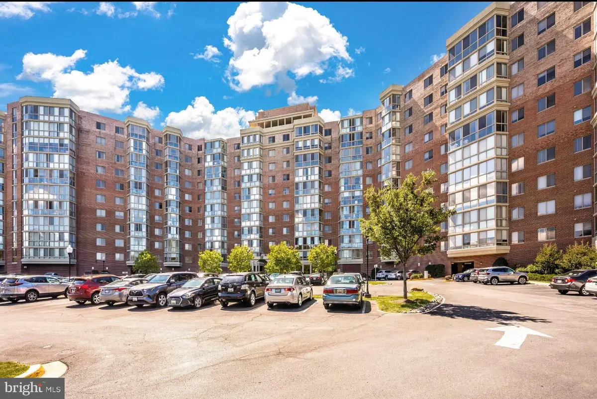 3100 N Leisure World Blvd #523, Silver Spring, MD 20906 - #1