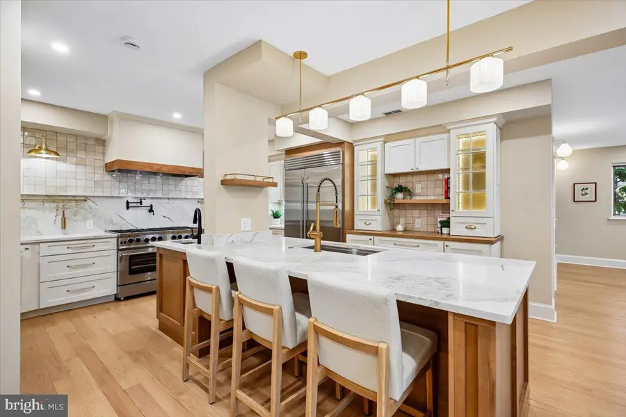 6317 Poe Rd, Bethesda, MD 20817 - #2