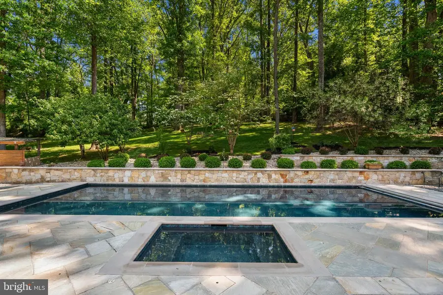 6825 Capri Pl, Bethesda, MD 20817 - #2