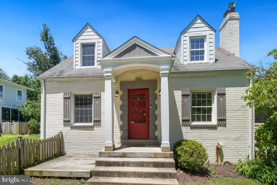 517 Ethan Allen Ave, Takoma Park, MD 20912 - #2