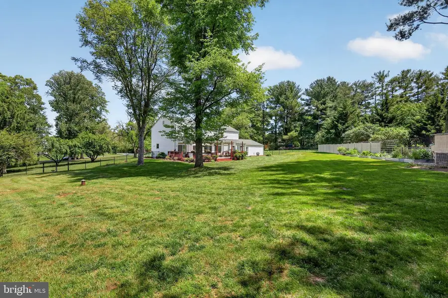 8600 Plum Creek Dr, Gaithersburg, MD 20882 - #2