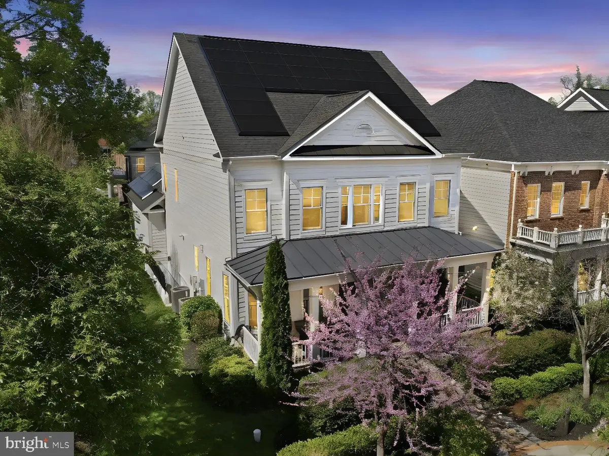 9123 Old Georgetown Rd, Bethesda, MD 20814 - #1