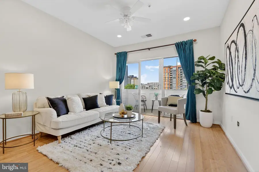 8045 Newell St #504, Silver Spring, MD 20910 - #3