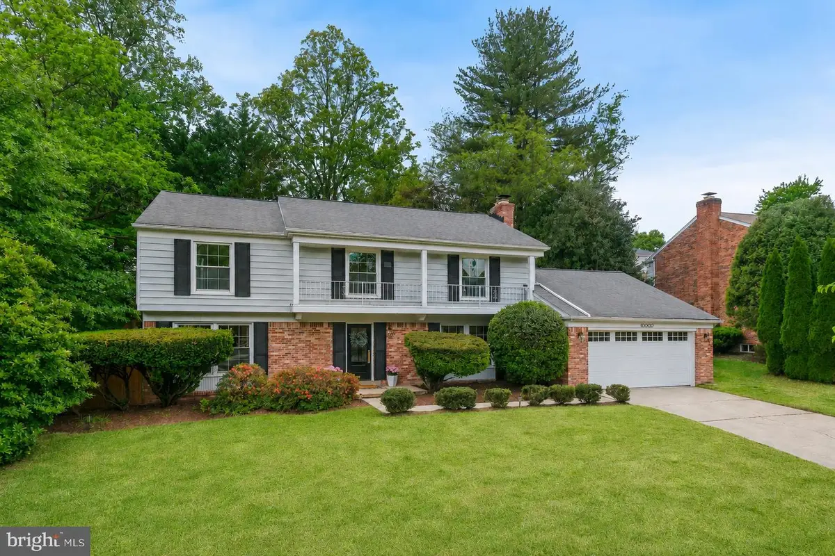 10900 Gainsborough Rd, Potomac, MD 20854 - #1