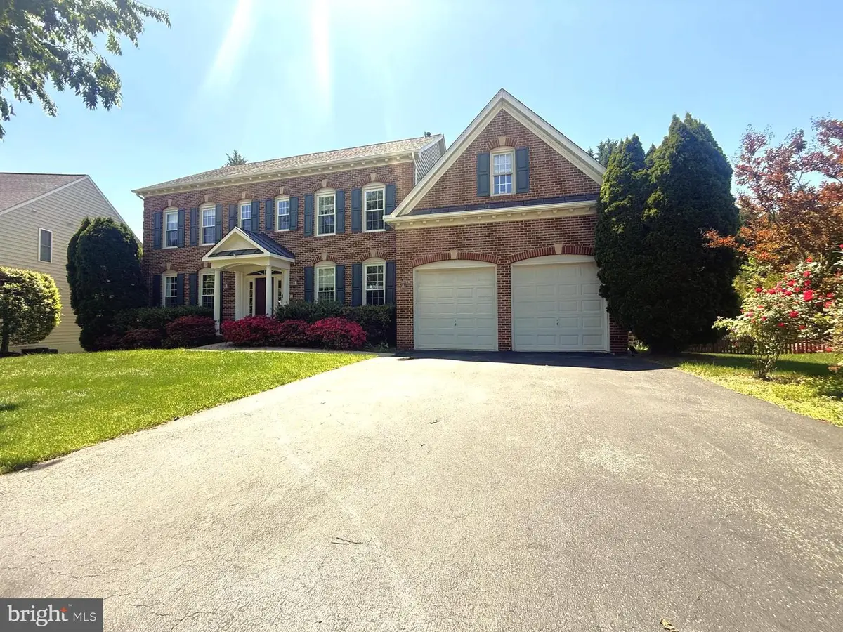 13903 Bromfield Rd, Germantown, MD 20874 - #1