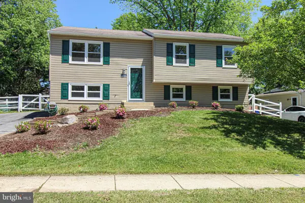 24201 Bush Hill Rd, GAITHERSBURG, MD 20882