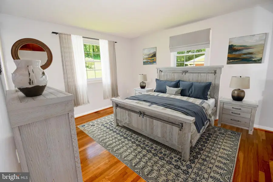 11404 Soward Dr, Kensington, MD 20895 - #2