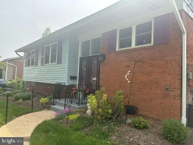 902 Malta Ln, Silver Spring, MD 20901 - #1
