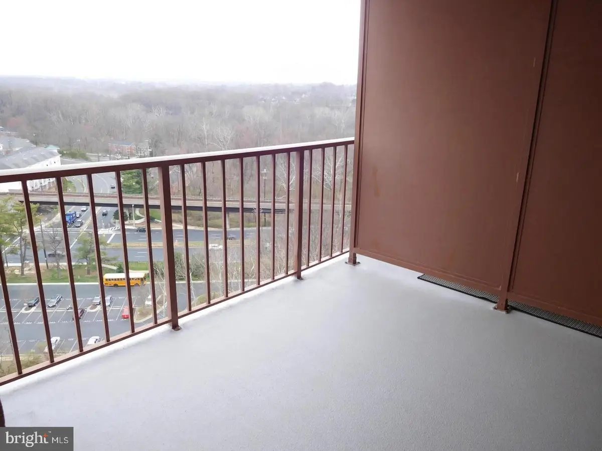 10101 Grosvenor Pl #1613, Rockville, MD 20852 - #1
