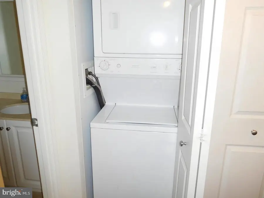 10101 Grosvenor Pl #1613, Rockville, MD 20852 - #3