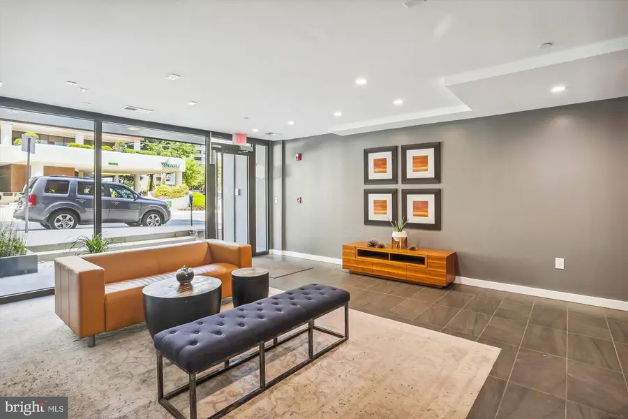 700 Roeder Rd #401, Silver Spring, MD 20910 - #3