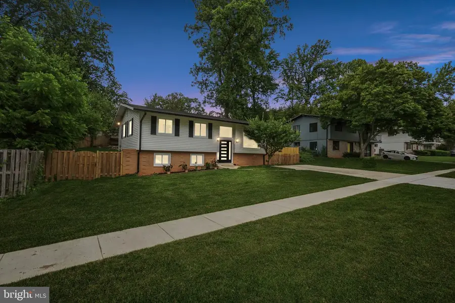 13710 Arctic Ave, Rockville, MD 20853 - #2