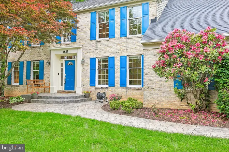 6621 Belle Chase Ct, Gaithersburg, MD 20882 - #3