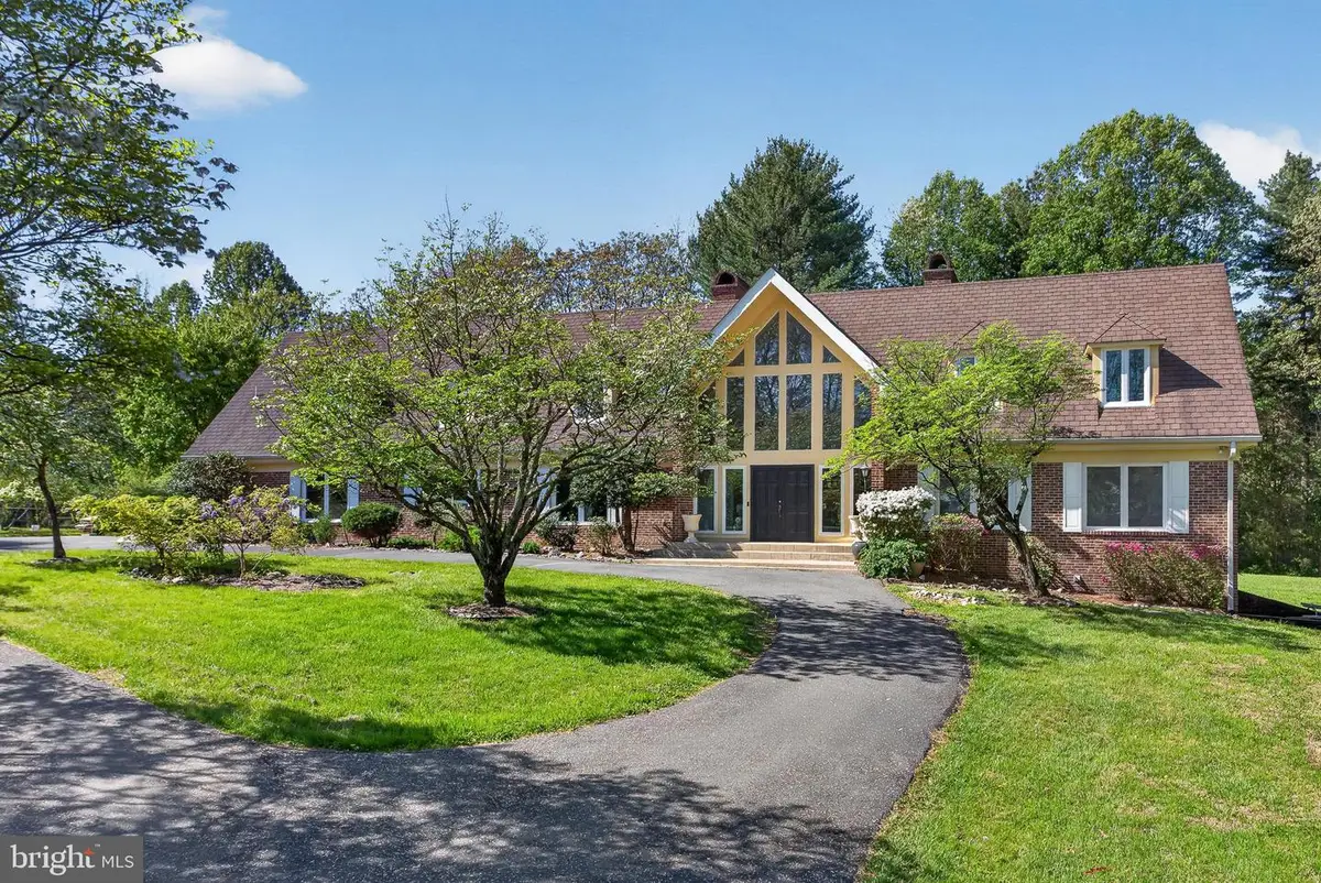 6 Travilah Ter, Potomac, MD 20854 - #1