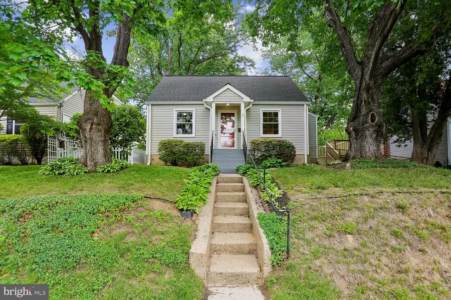 3505 Murdock Rd, Kensington, MD 20895 - #2