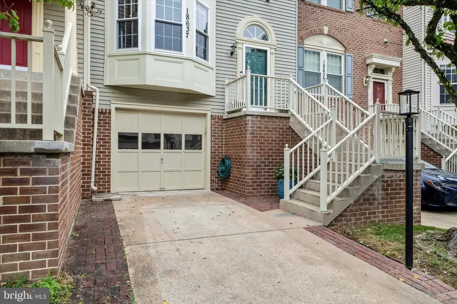 18637 Clovercrest Cir, Olney, MD 20832 - #2